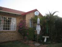 3 Bedroom 1 Bathroom Simplex for Sale for sale in Faerie Glen