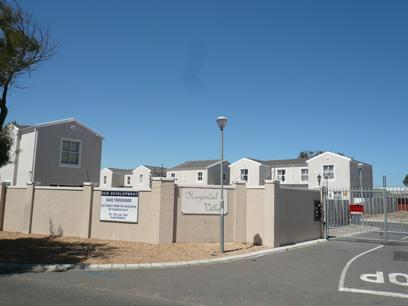  of property in Athlone - CPT