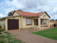 3 Bedroom 2 Bathroom House for Sale for sale in The Orchards