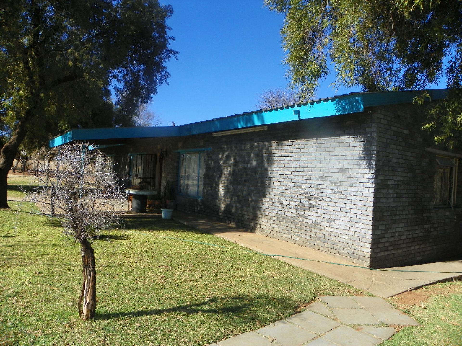 Front View of property in Rustenburg