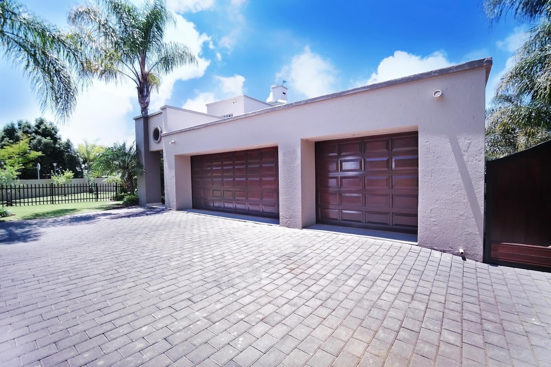 Front View of property in Woodhill Golf Estate