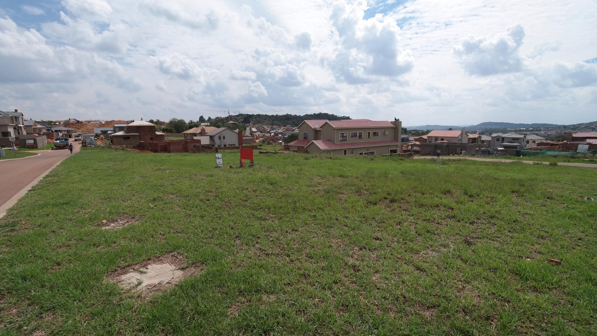 Front View of property in Heron Hill Estate